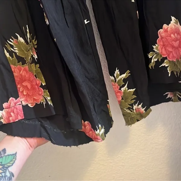 Reformation Two Piece Set Black & Pink Rose Print‎ Button Down & Flare Pants - Image 9