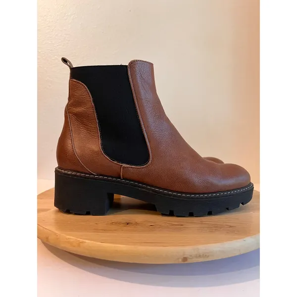 Anthropologie Stompy Chelsea Tan Leather Chunky Heeled Boots Size 40 Spain Made - Image 9