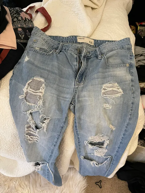 Garage Ripped Girlfriend Jeans - Image 3