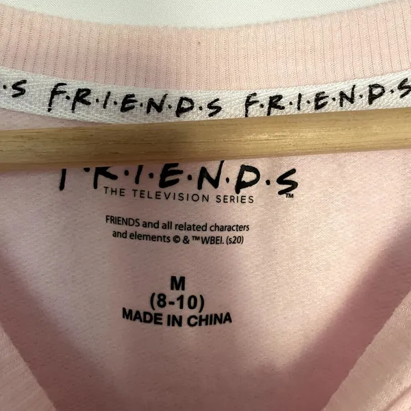 FRIENDS‎ the television series pink crewneck fleece sweater women's size medium - Image 4