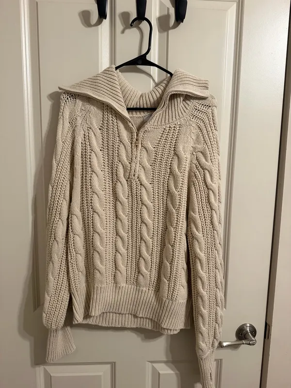 Grey Bandit Sweater - Image 2