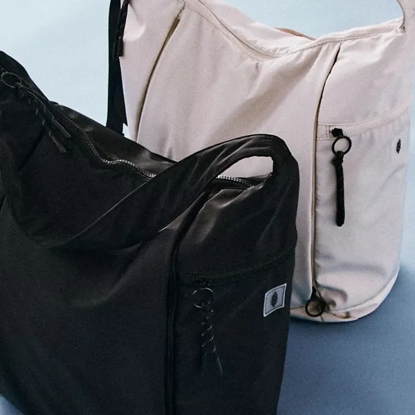 Free People No Time Zones Carryall Tote Black Nylon Gym Bag Oversized Purse - Image 2