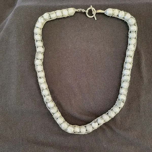 Metal Mesh Silver Textured Threaded Bead Necklace - Image 11