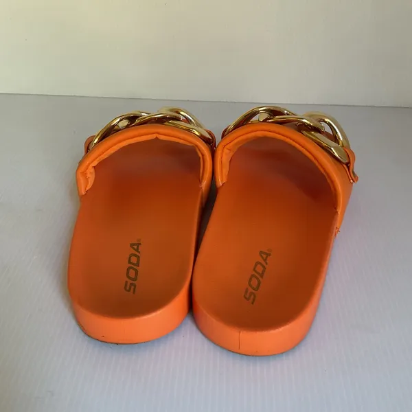 SODA Orange Slide Sandals with Gold Chain Women’s Size 6 - Image 6
