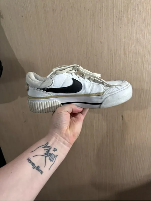 Nike Women Court Legacy Lift White Black Casual Platform Shoe Size 8 - Image 6