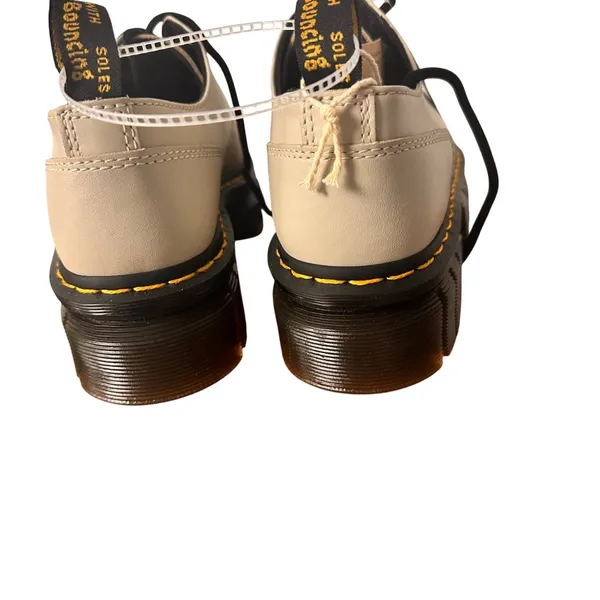 Dr. Martens 10M Audrick 1461 3-Eye Oxford Shoes Beige Platform Oxford Shoes - Image 8