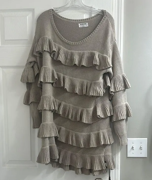 One Teaspoon Elegant Ruffle Tiered Sweater Dress - Beige - Image 2