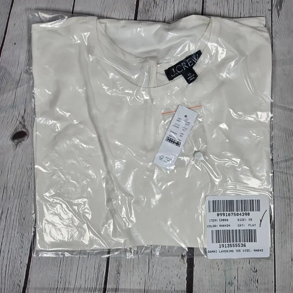 J.‎ Crew Drapey T-shirt top Ivory XS NWT - Image 8