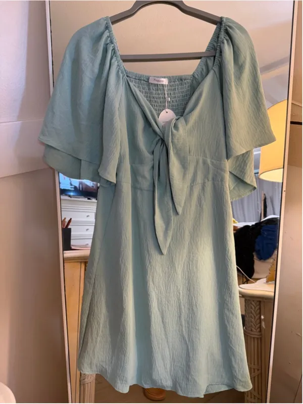 NEW V Neck Elegant Cocktail Bow mini Dress M Green Size M - Image 4