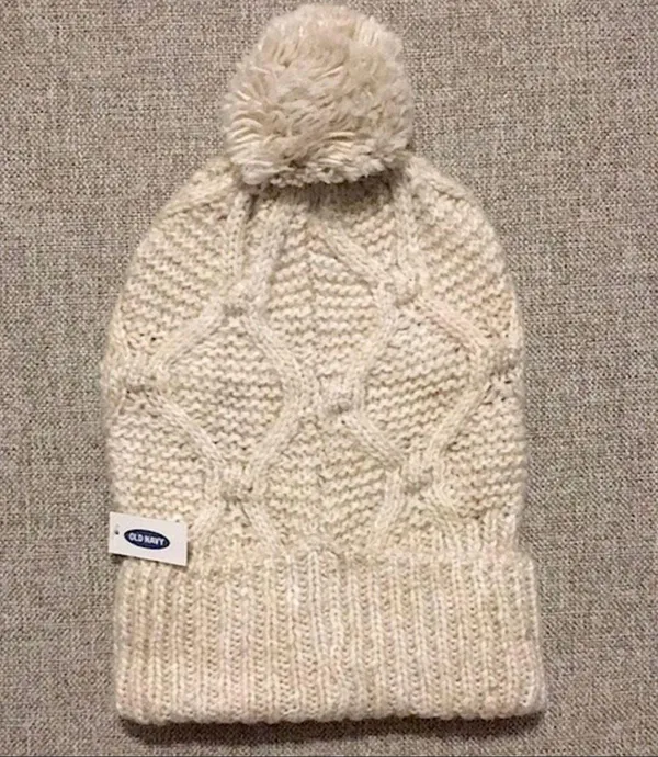 NWT Cozy Pom-Pom Sweater Beanie - Image 2