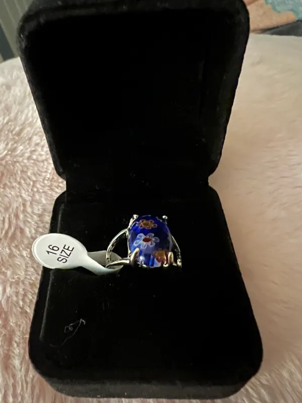 Women’s Gorgeous Stainless Steel Silver Gemstone Ring 16/8.5 US - Image 2