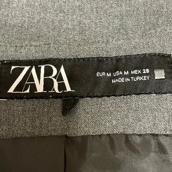 Zara Women's Gray Sleeveless V Neck Button Down Pocket Vest Crop Top Size M - Image 4