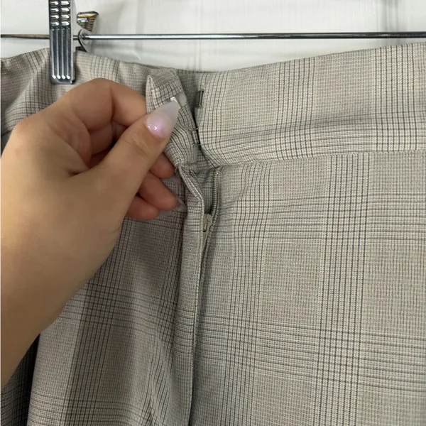 Sz 8 Maison d’ Amelie Plaid Trousers NWOT $150 MSRP - Image 6