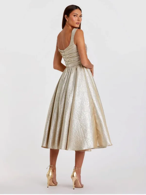 Mac Duggal Gold Metallic Scoop-Neck Fit-and-Flare Midi Dress - Image 3