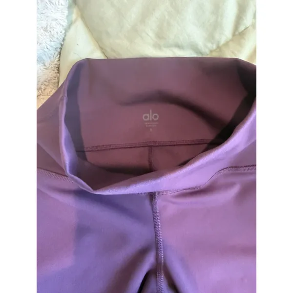 ALO Yoga Airbrush 7/8 Leggings Size S - Image 4