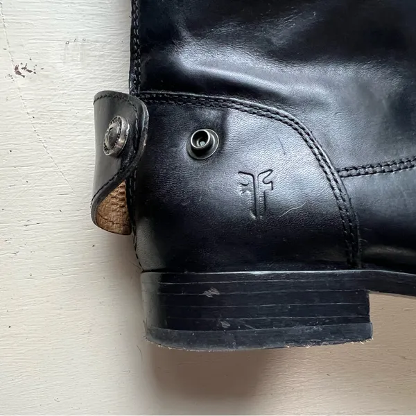 Frye Black Leather Women's Heeled Boots tall with zipper. Size 7B - Image 7