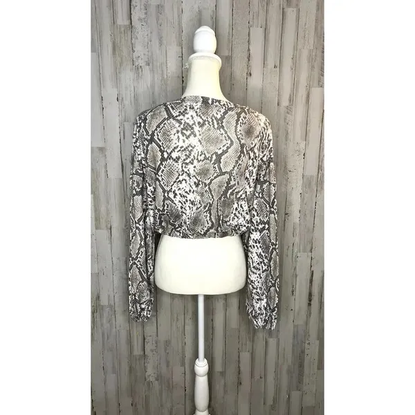 Altar'd State Women's Size Small Snakeskin‎ Long Sleeve Cropped Top Blouse - Image 4