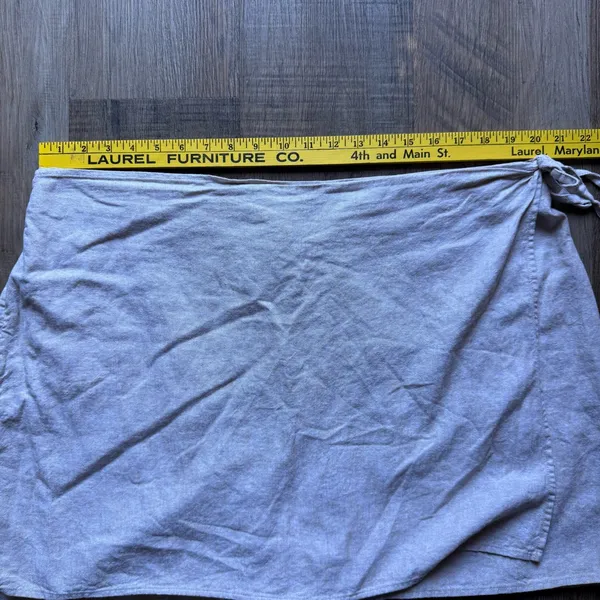Old Navy High-Waisted Faux-Wrap Linen-Blend Mini Skort - Image 7