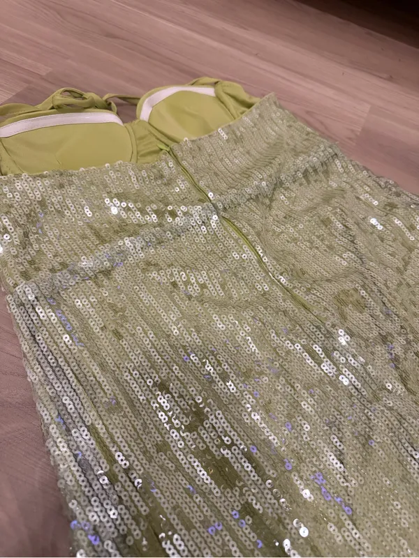 Green Sequin Halter Midi Dress with Side Slit Size XL - Image 6