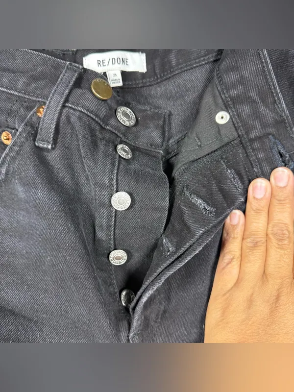 Re/Done Black High-Rise Distressed Denim Cutoff Shorts SZ:25 - Image 6