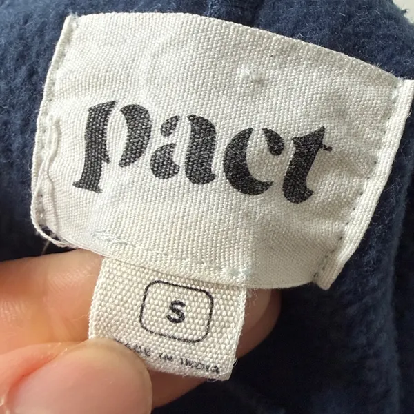 Pact Women’s Crew Neck Sweatshirt in Navy Blue Size Small with Pockets - Image 5