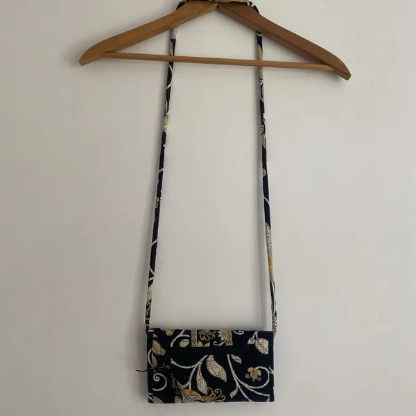 VERA BRADLEY Hanging Wallet Purse Crossbody bag Black Yellow White Small - Image 2