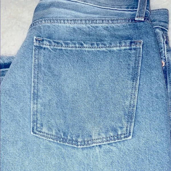 Old Navy High Rise Blue Crop Jeans Classic Style‎ - Image 14