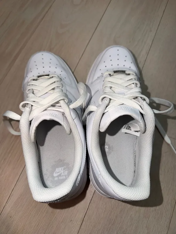 Women’s Nike Air Force 1 - Image 3