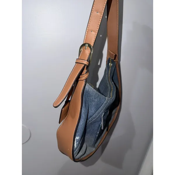 True religion denim Leather hobo bag purse shoulder bag pocket Logo hangtag M - Image 7