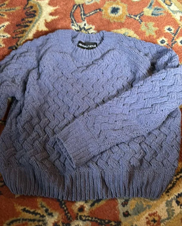 Kendall + Kylie Periwinkle Basket weave Sweater - Image 3