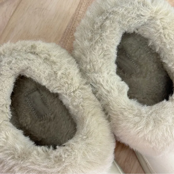 Crocs Furever Crush Faux Fur Lined Platform‎ Clogs Ivory Bone Women Size 8 - Image 8