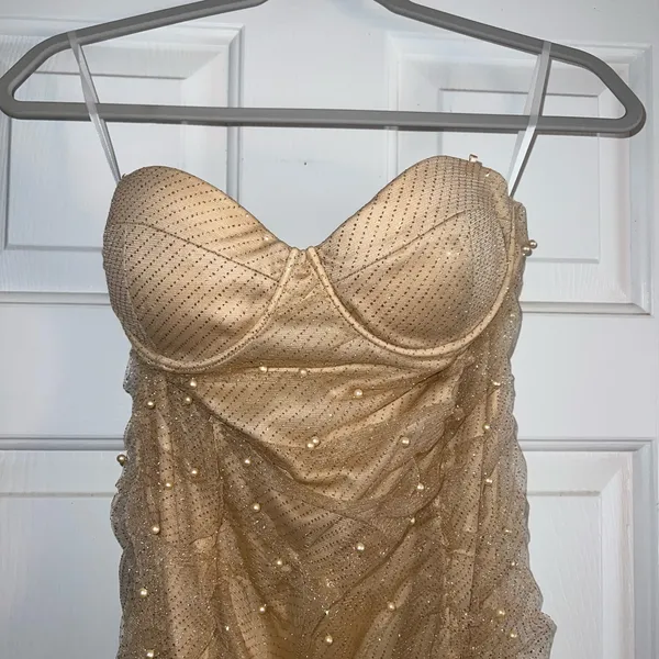 Hello Molly Magical Connection Midi Dress in Gold Size 8 New with tags - Image 8