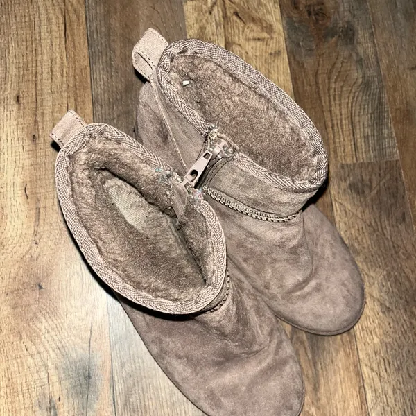 Brown Suede Ankle Boots Size 7.5 - Image 2
