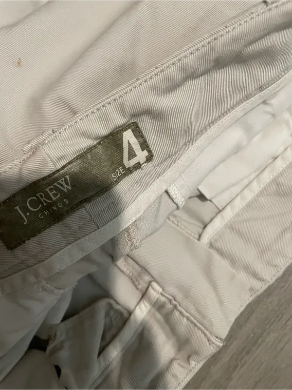 J. Crew Women's White Chino Shorts - Image 2