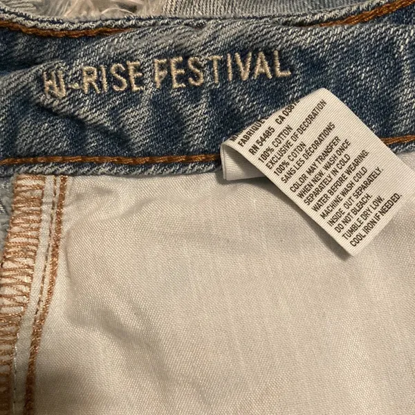 AMERICAN EAGLE Shorts Women’s Size 2 AE HI-RISE FESTIVAL Shorts Distressed - Image 5