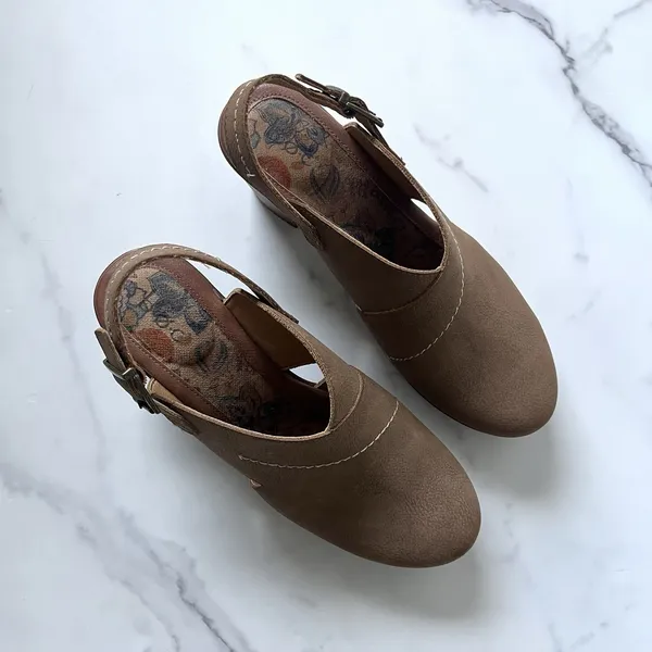 Børn Cecila Platform Slingback Clogs Brown Size 10 Boho chic Retro Chunky Heel - Image 3
