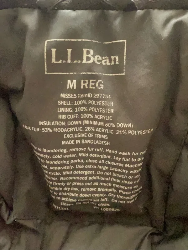 L.L.Bean Acadia Fur Trim Down Parka Coat Jacket in Black Size Medium Regular - Image 2