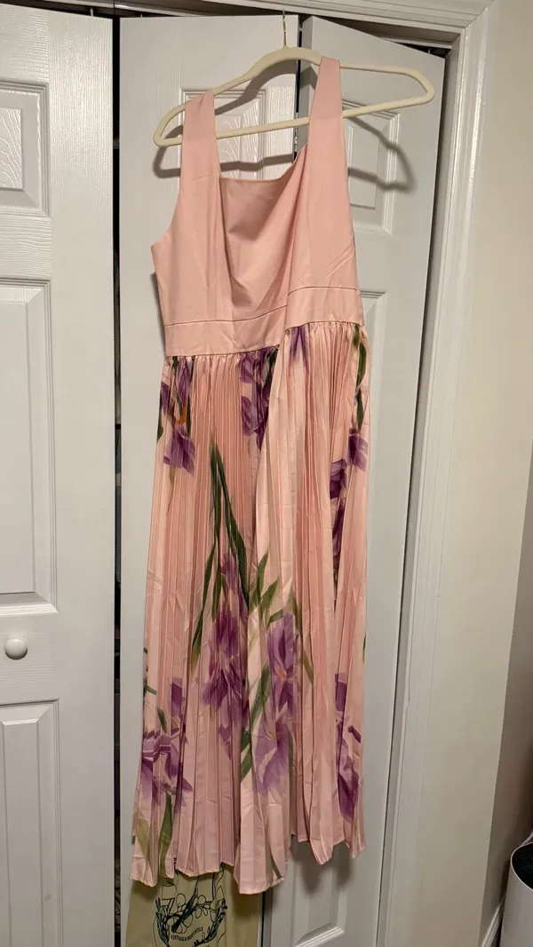 Amazon Floral Maxi Dress - Image 2