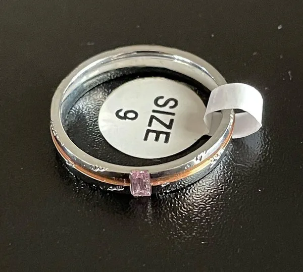 4mm pink crystal Love You woman ring size 9 - Image 8