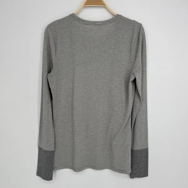 Toad&Co Swifty Long Sleeve Tunic Medium Gray Striped Thumbhole Hiking Gorpcore - Image 5