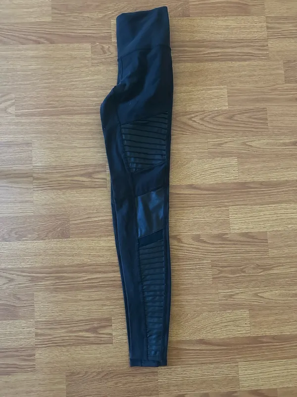 Alo high waist moto legging - Image 4