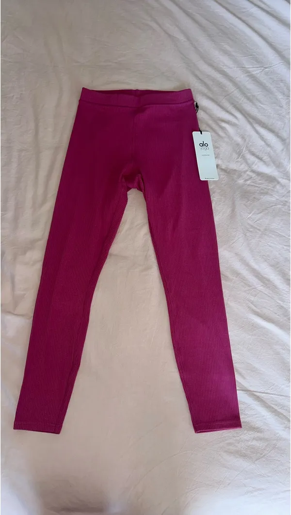 Alo Ribbed High-Waist 7/8 Blissful Legging - Raspberry Sorbet - Image 2
