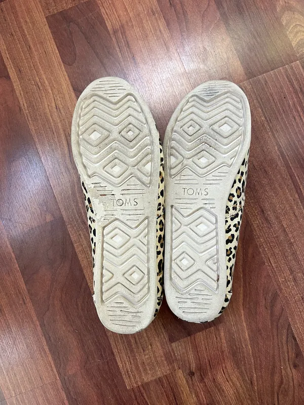 TOMS leopard print loafers  - Image 4