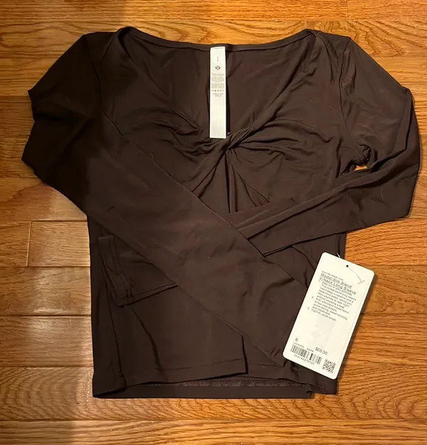 Lululemon Long Sleeve Top - Image 2