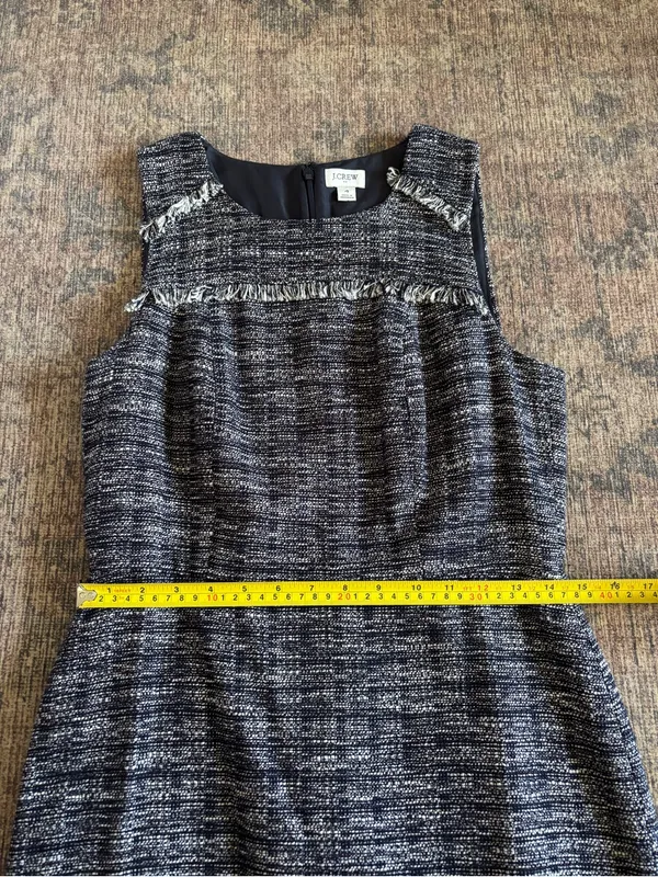 J. Crew Tweed Fringe Sheath Dress Size 4 - Image 4