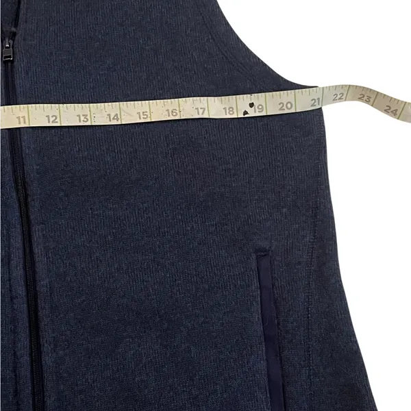 Patagonia Women’s Dark Blue Fleece Vest Size Large NWT - Image 6