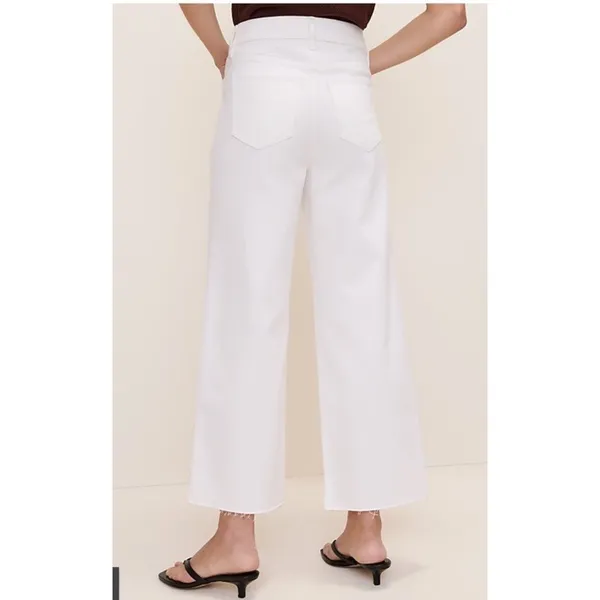 Ann Taylor Wide Leg Crop Jeans Women's 6P Petite White High Rise NWT - Image 2