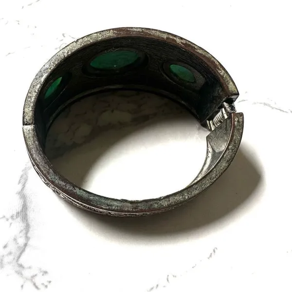 Faux turquoise silver engraved clamper bracelet Blue - Image 5