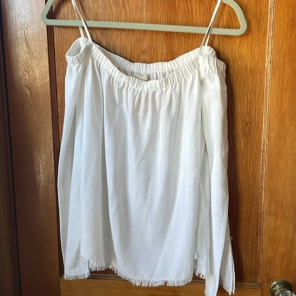 Cloth‎ & Stone (Anthropologie) Off the Shoulder Top - Image 4