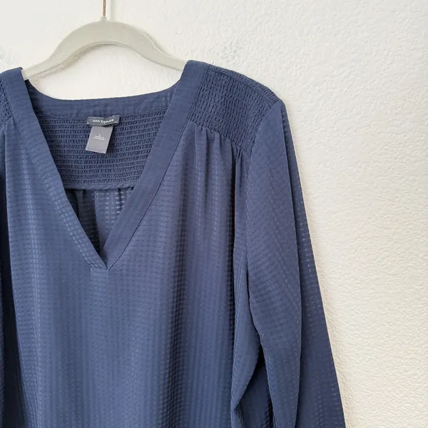 [Ann Taylor] Navy Blue V-Neck Chiffon Blouse 3/4 Length Sleeves Work Sz Large L - Image 5